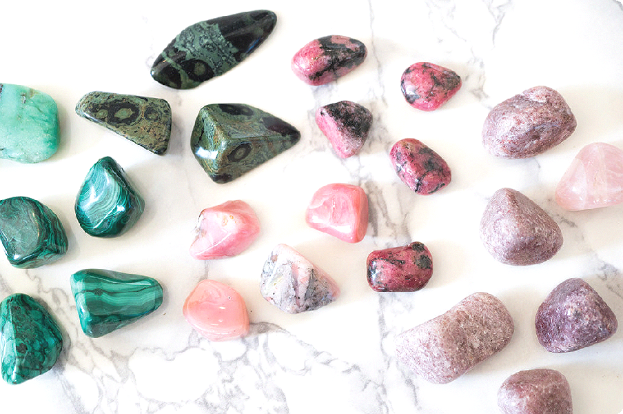 Découvrez votre bonheur avec les pierres pour la joie