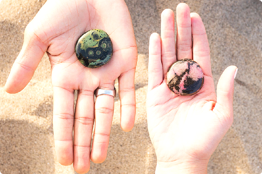 Un rituel pour guérir les relations avec les pierres